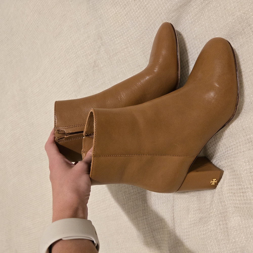 Tory Burch Tan Heeled Boots with Sleek Design